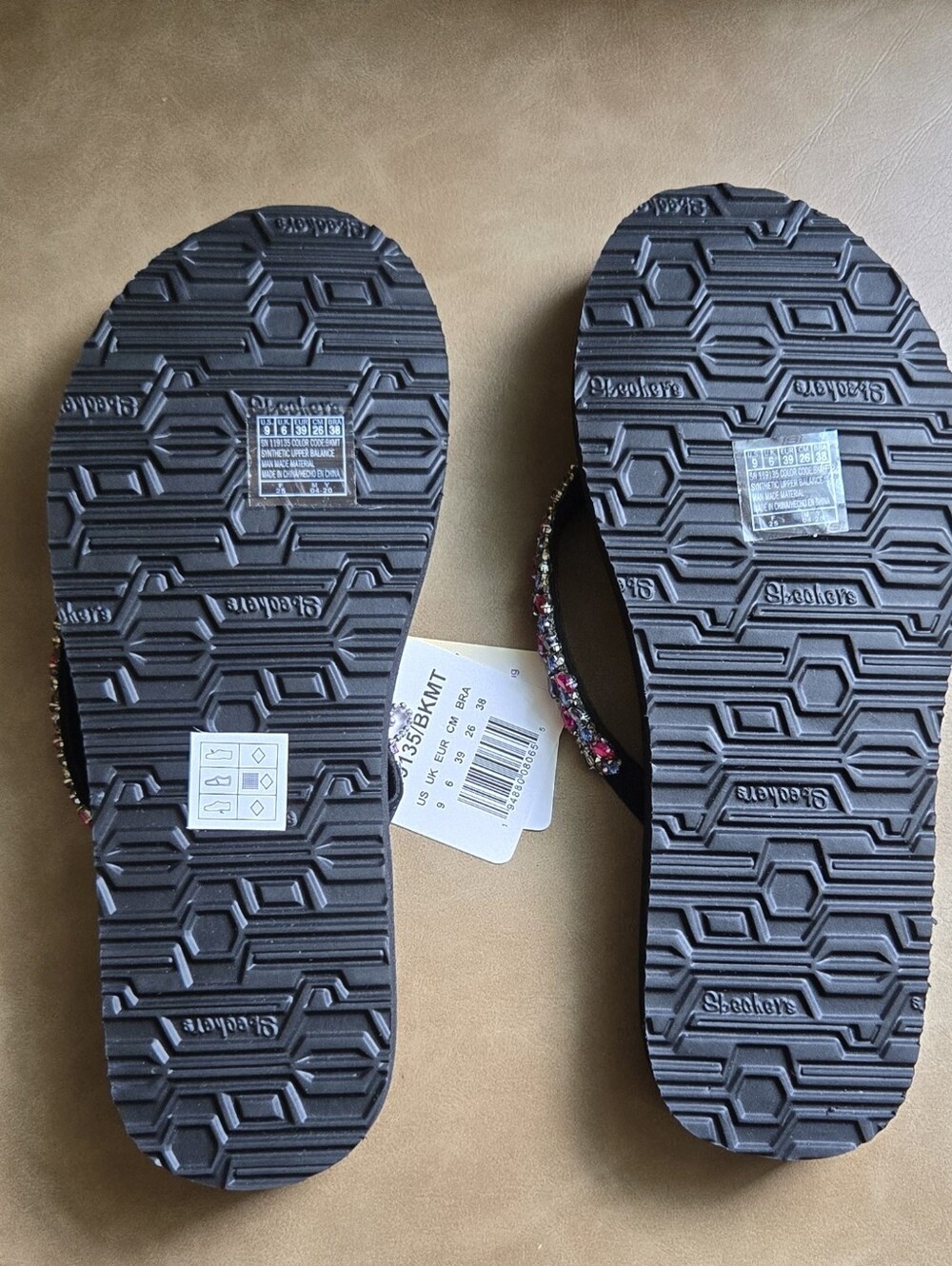 Skechers Black Yoga Foam Flip Flops with Pink Multicolor Beaded Straps - Picture 2 of 4
